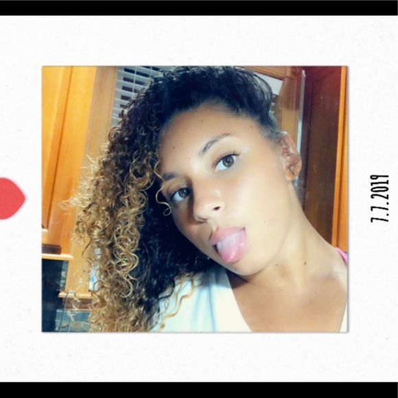 Meet your Posher, Tyra - Picture 1 of 1